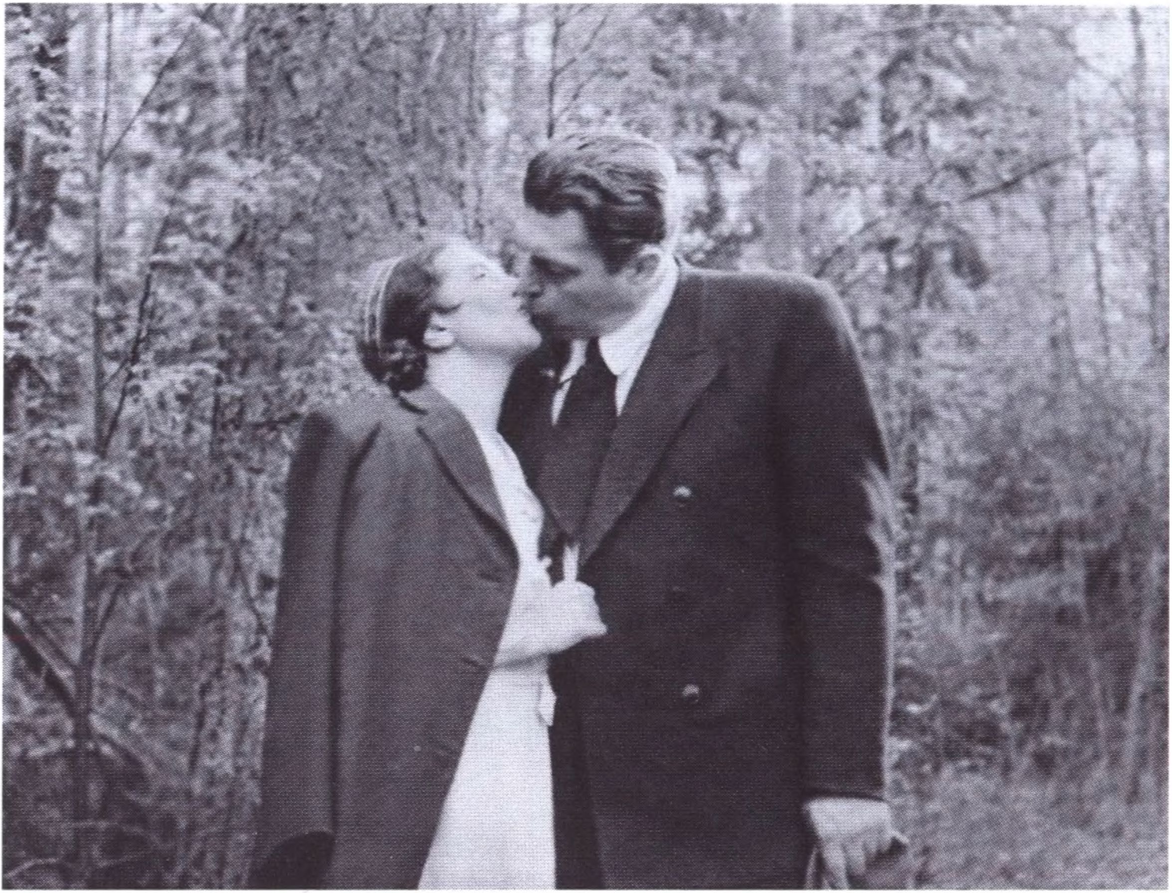 Поцелуй. Абрамцево, 1947